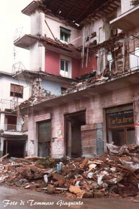 terremoto irpinia montoro 9 | contattolab.it