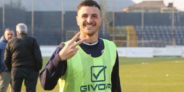 Avellino calcio, preso l'attaccante Fella. Di Somma: 