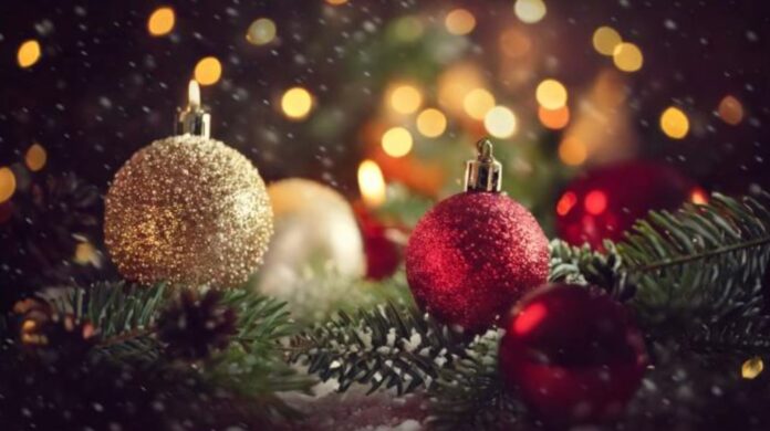 Come vivere (e godersi!) il periodo delle Feste: una guida più 